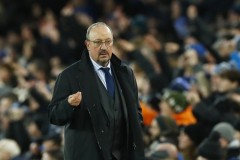 巴黎圣日耳曼2-0欧塞尔：伤病重重，路易斯·恩里克如何笑到最后？